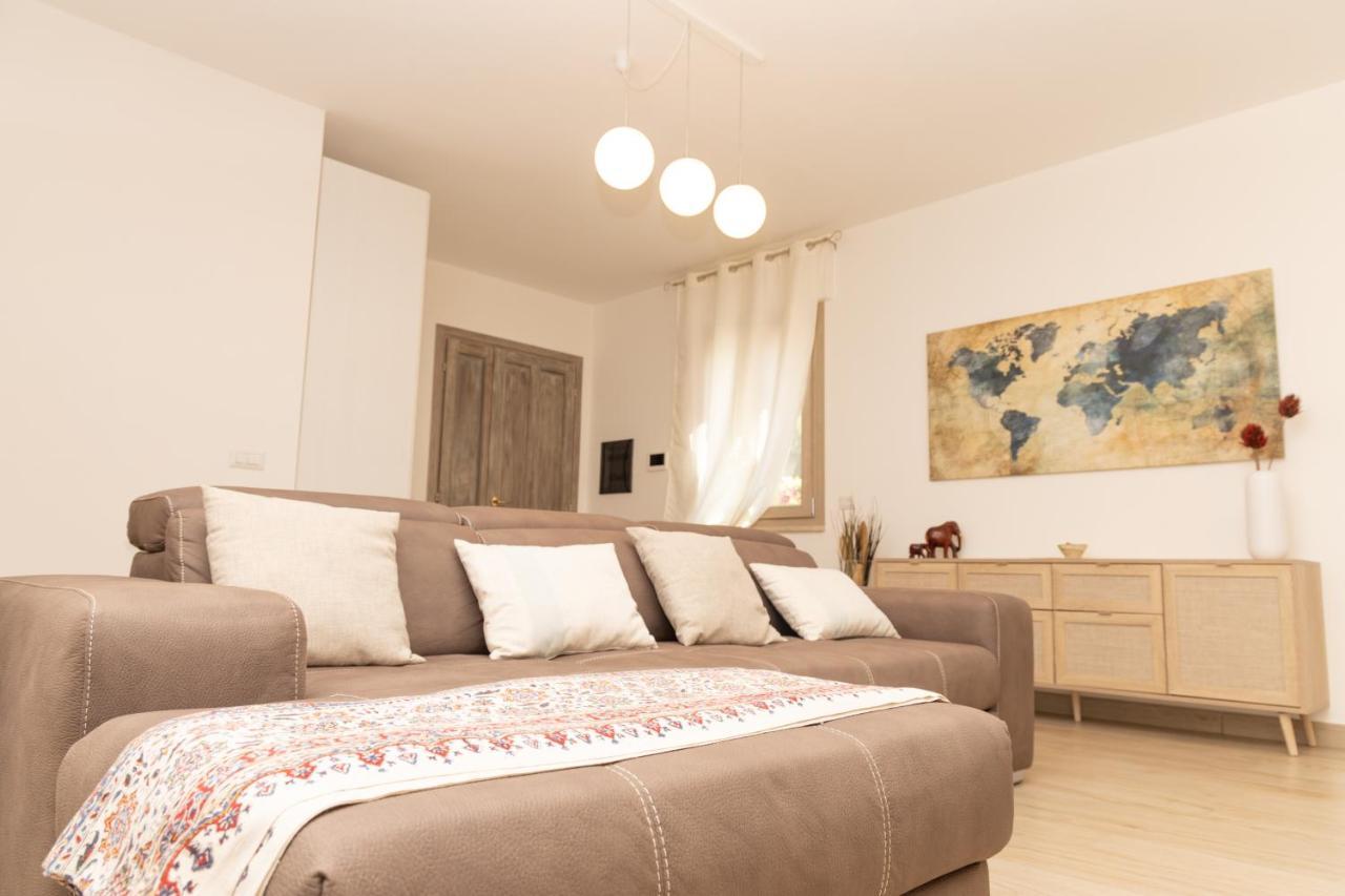 Appartamento Maria'S House テウラーダ エクステリア 写真